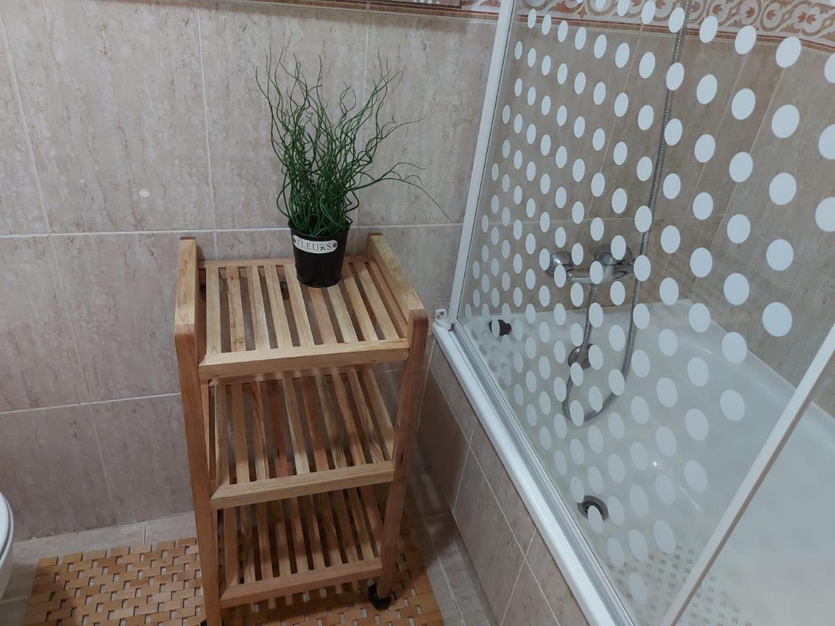 Linmarko Apartamento En Centro De Торевьиа Экстерьер фото
