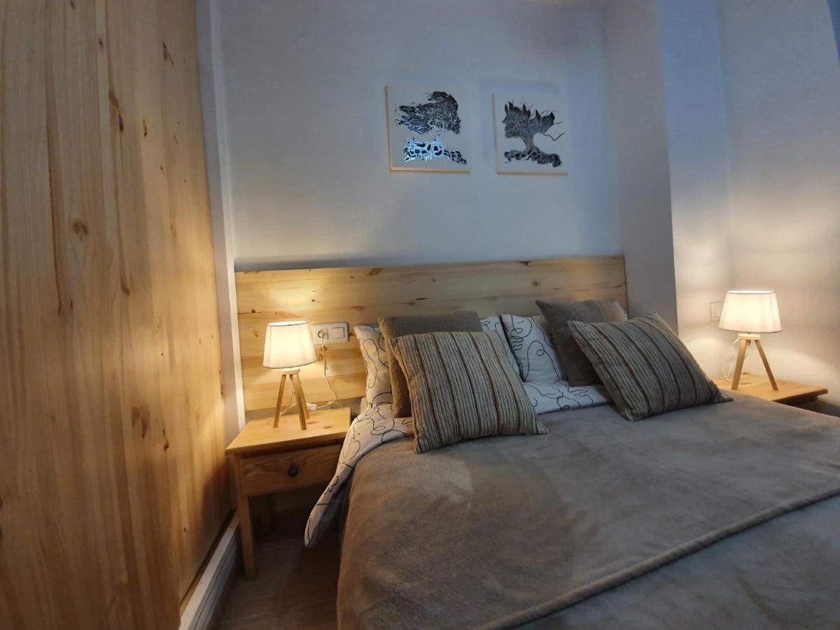 Linmarko Apartamento En Centro De Торевьиа Экстерьер фото