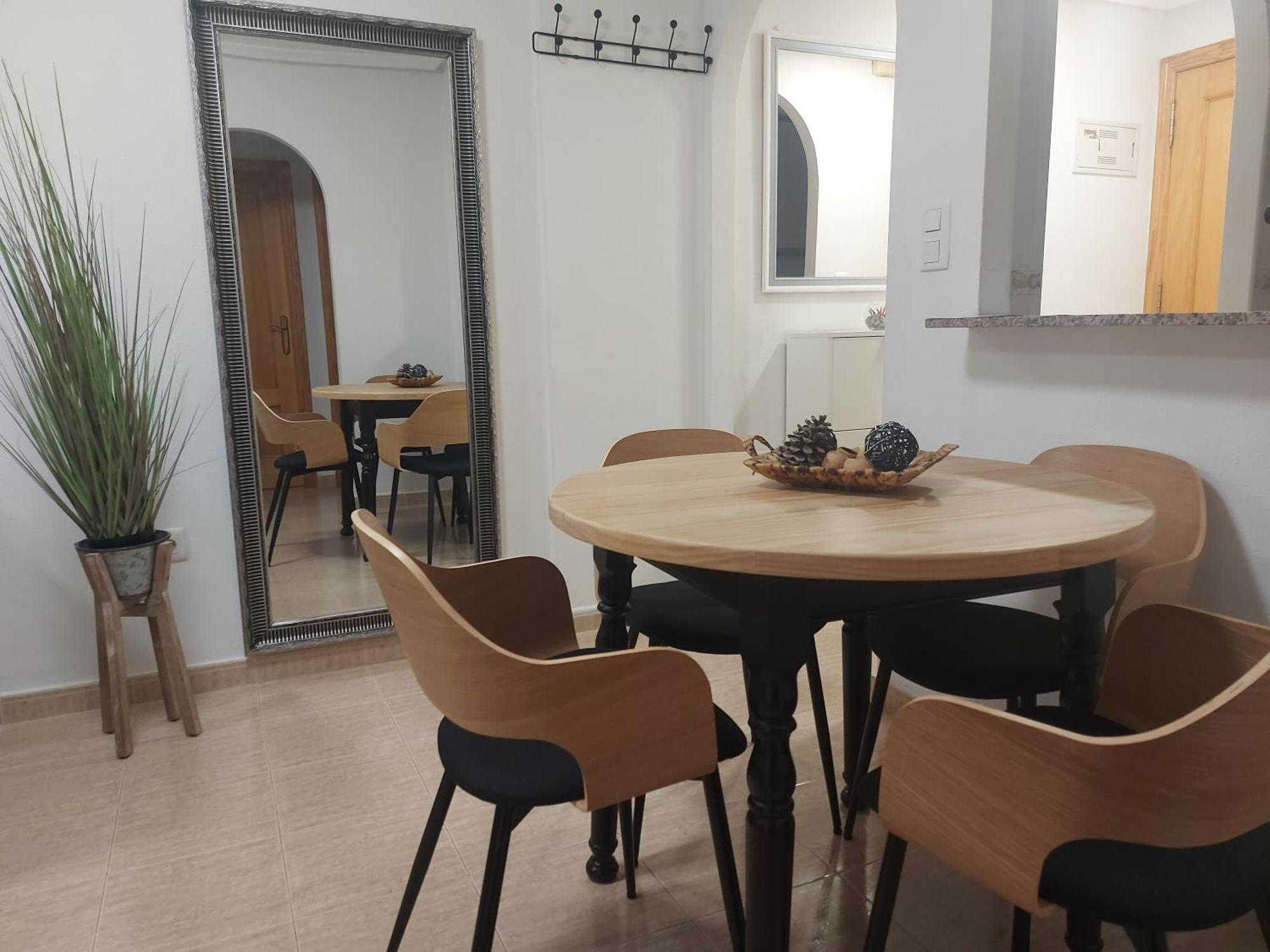 Linmarko Apartamento En Centro De Торевьиа Экстерьер фото